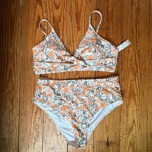 Cupshe Eloise Ditsy Floral Twist Front Bikini size XL